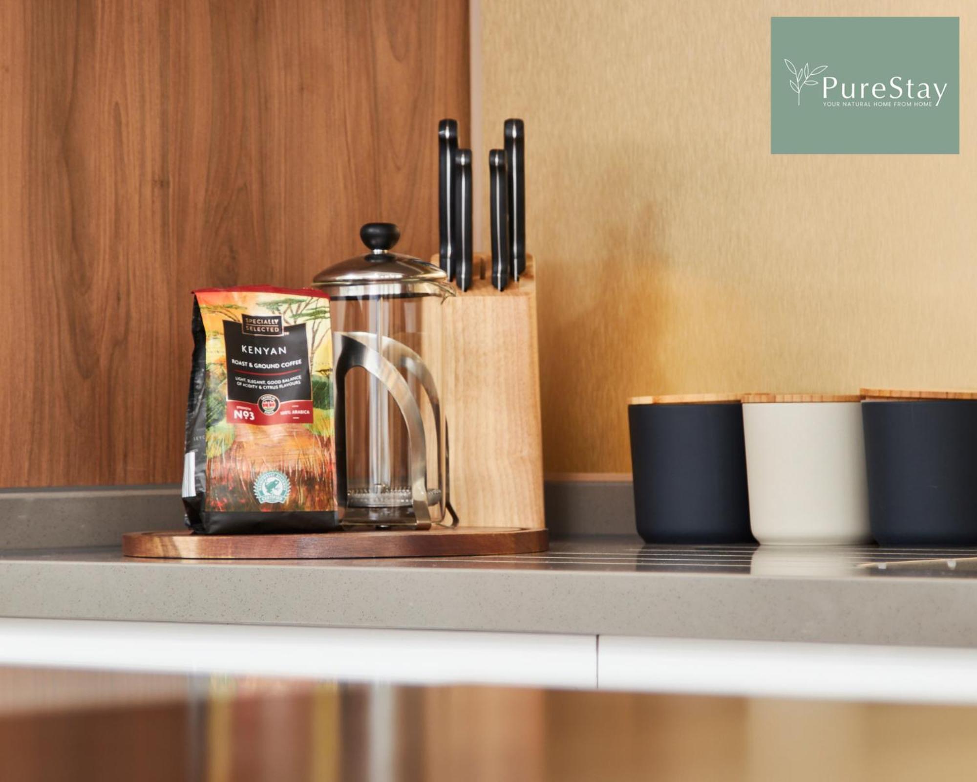 Stunning 5 Bed House With Parking By Purestay Short Lets & Serviced Casa de férias Manchester