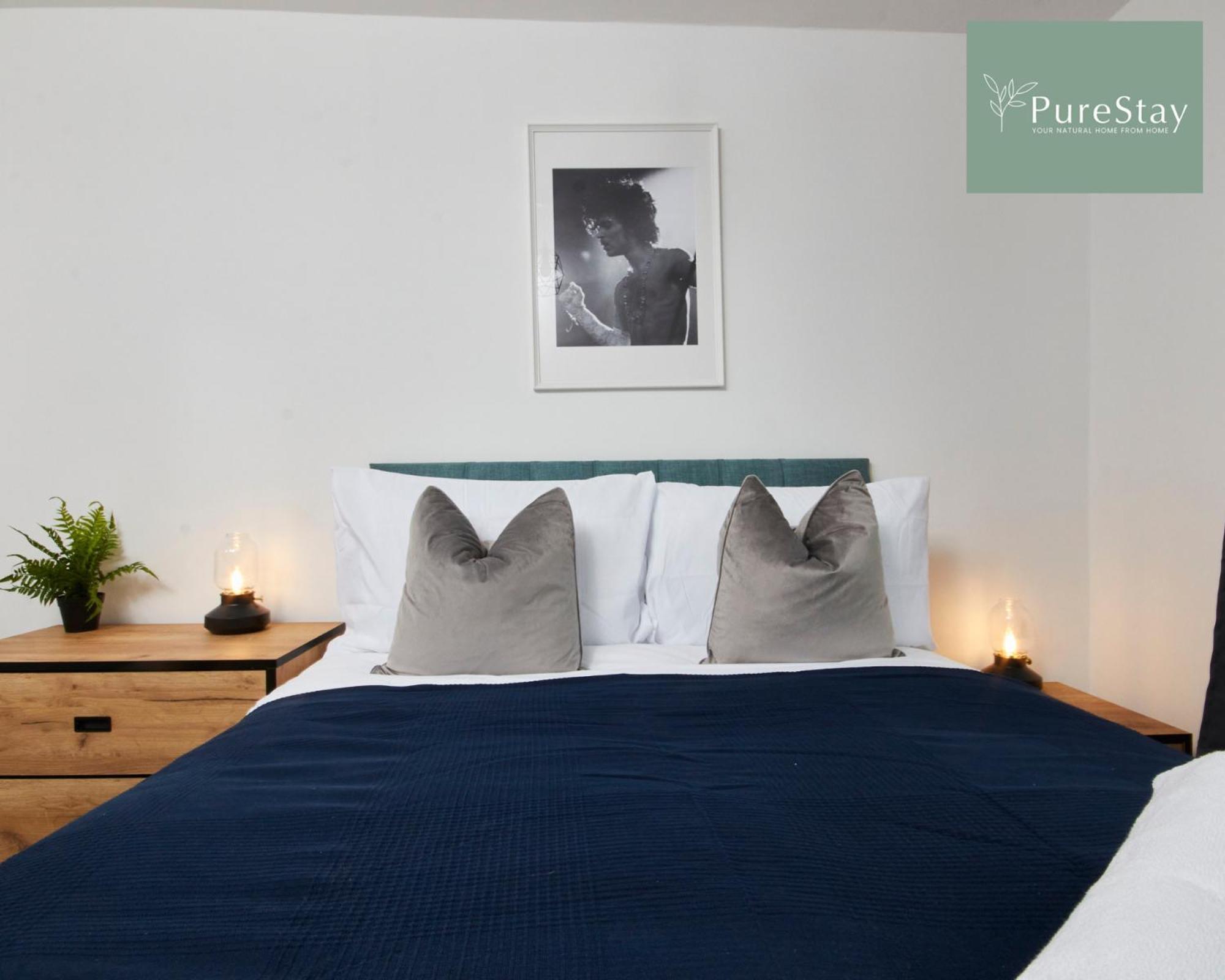 Casa de férias Stunning 5 Bed House With Parking By Purestay Short Lets & Serviced Manchester